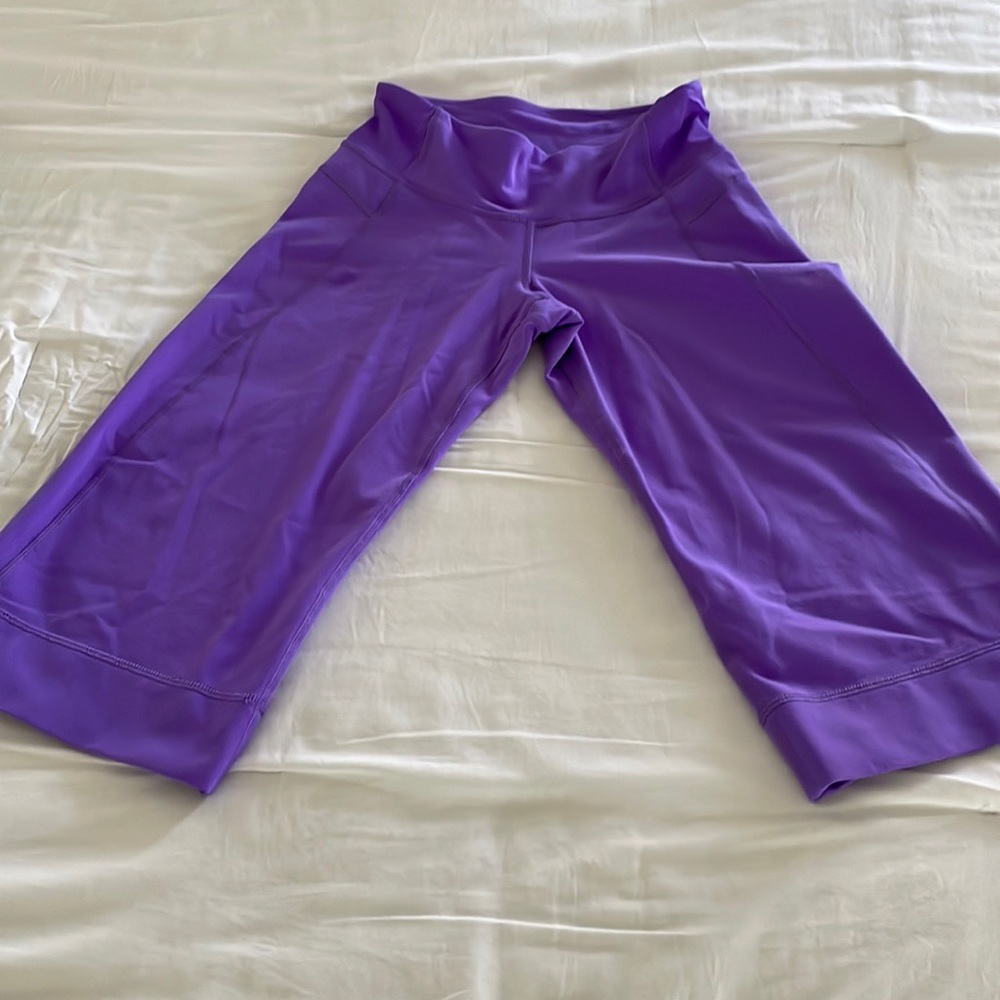 Lululemon crop pants